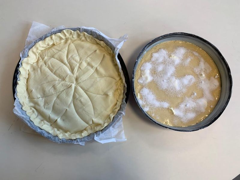 la galette va cuire- école privée Notre-Dame (Bellevaux) Préparation de la galette des rois