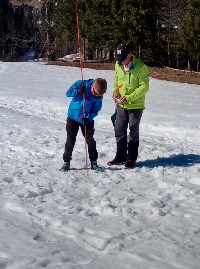 recherche de DVA (11) Apprendre à chercher un DVA en cas d'avalanche